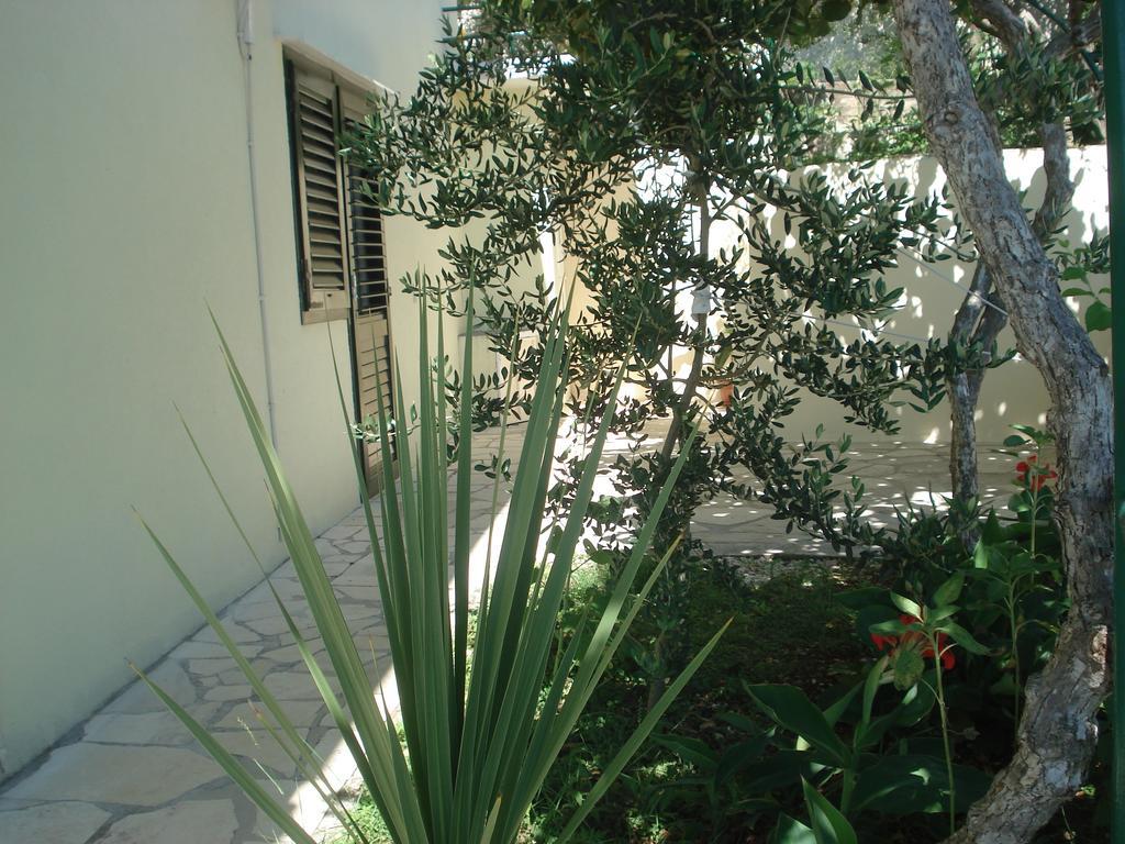 Apartments Smiljana Omis Exterior photo