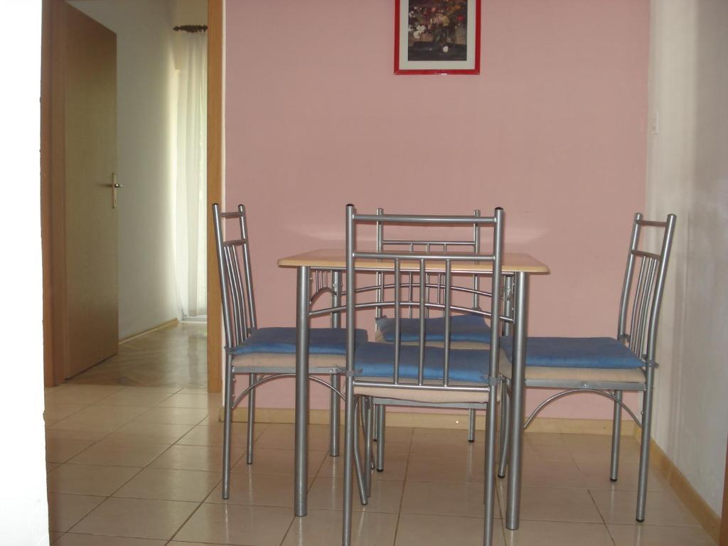 Apartments Smiljana Omis Exterior photo